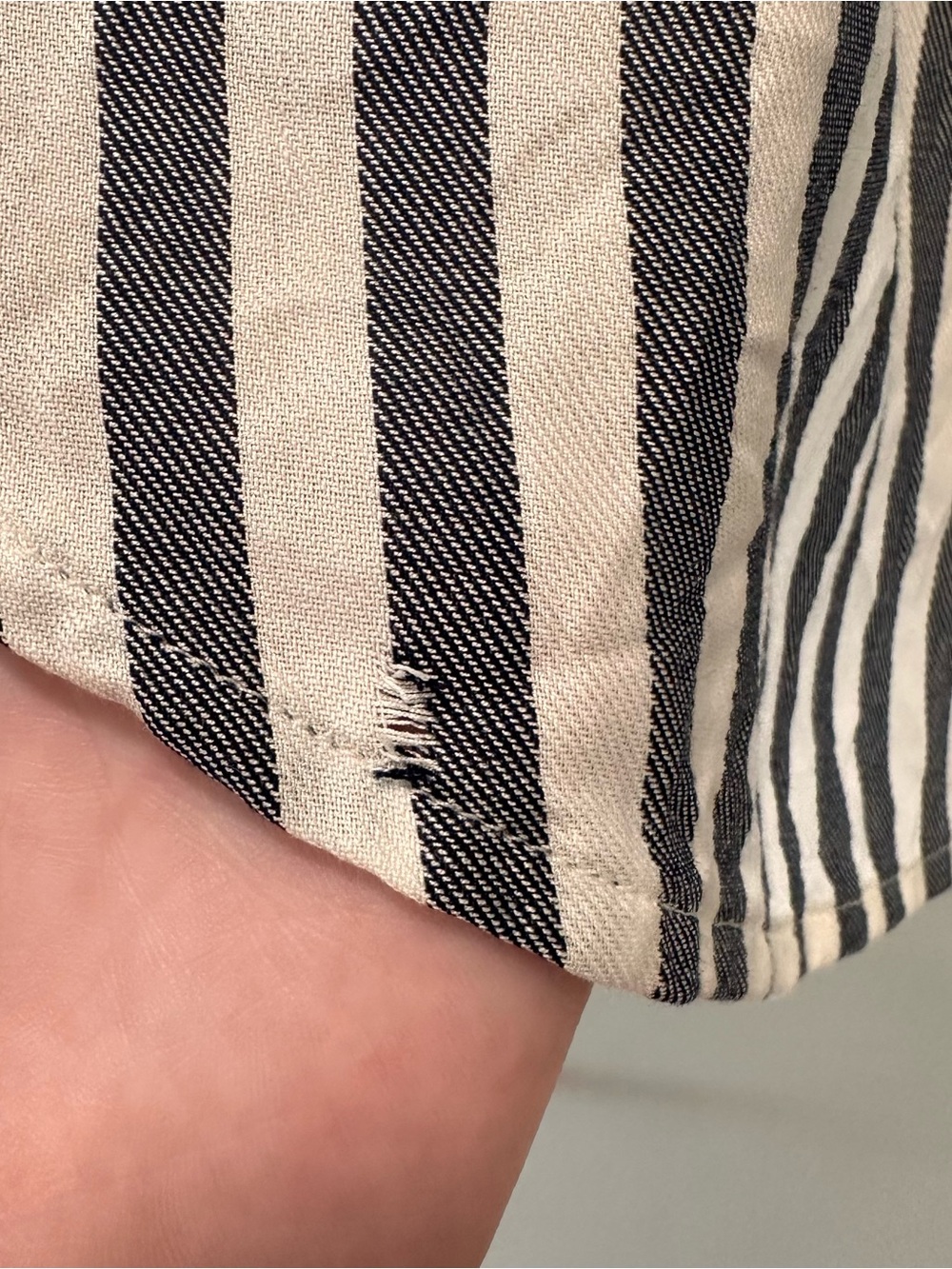 Madewell Gray and White Striped Central Button-Down Shirt - Picture 6 of 7